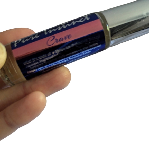 Pure Instinct Crave oil - Picture 5 of 7